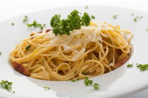 Tasty at LA PIAZZA