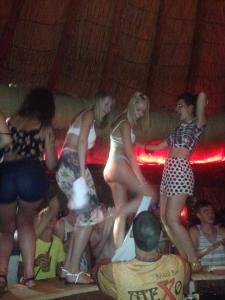 Party at Beach Bar MEXO