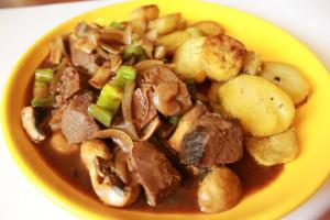 Lovely Food at THE LIONS PUB