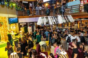 Students Party with TORINO & PASHATA