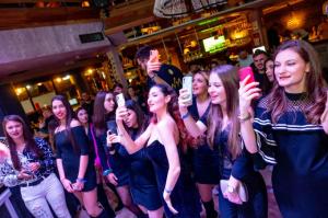 Students Party with TORINO & PASHATA