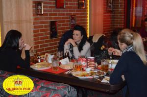 QUEENS PUB Bansko
