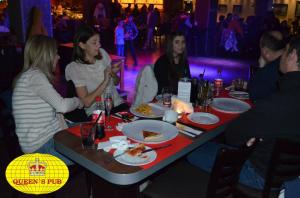 QUEENS PUB Bansko