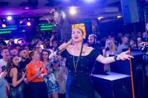 Party with SOFI MARINOvA