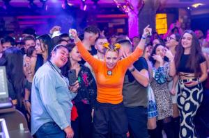 Party with SOFI MARINOvA