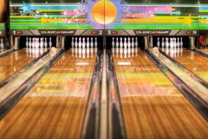 BOWLING PLAYGROUND 