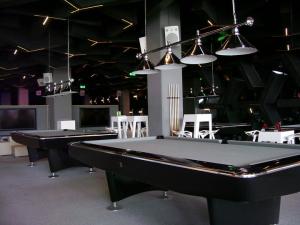 BILLIARDS PLAYGROUND
