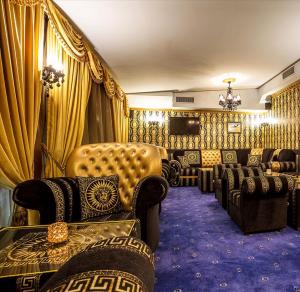 ARABIA Interior 