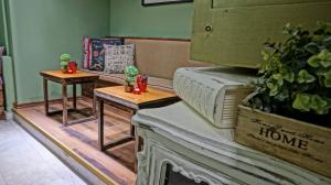 ROOMS Interior