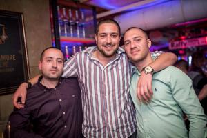 Party with FRIENDS !