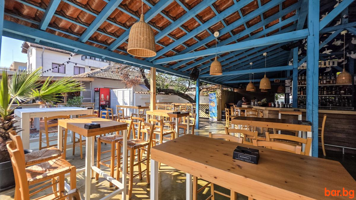Bar BY THE WAY Лозенец