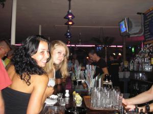 Party with FRIENDS !