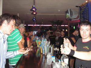 Party with FRIENDS !