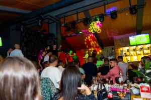 Students Party with GALIN