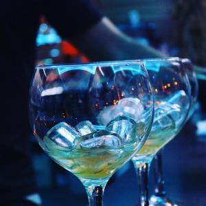 Cocktails & Drinks