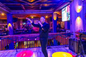 Party with TASOS KATIS