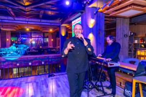 Party with TASOS KATIS