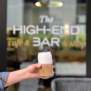 THE HIGH-END BAR Garden