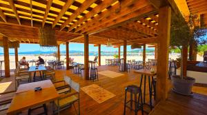 Beach Bar