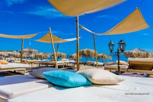 BAMBOO BEACH