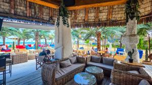 Beach Bar GULLIVER