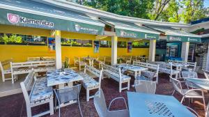 Pool Bar & Dinner EXCELSIOR