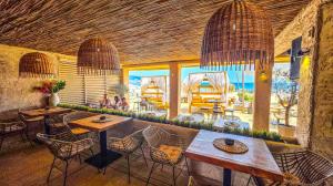 MANIA Bar & Dinner 
