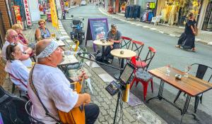 Live Music